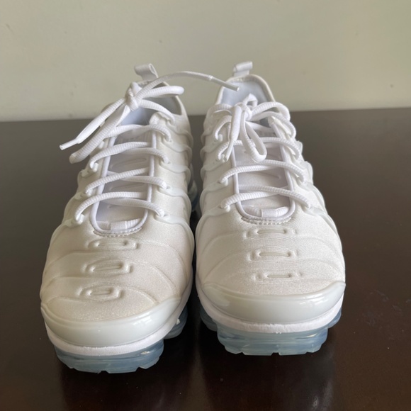 Men’s Nike Air VaporMax Plus Size 8 White - Picture 4 of 7